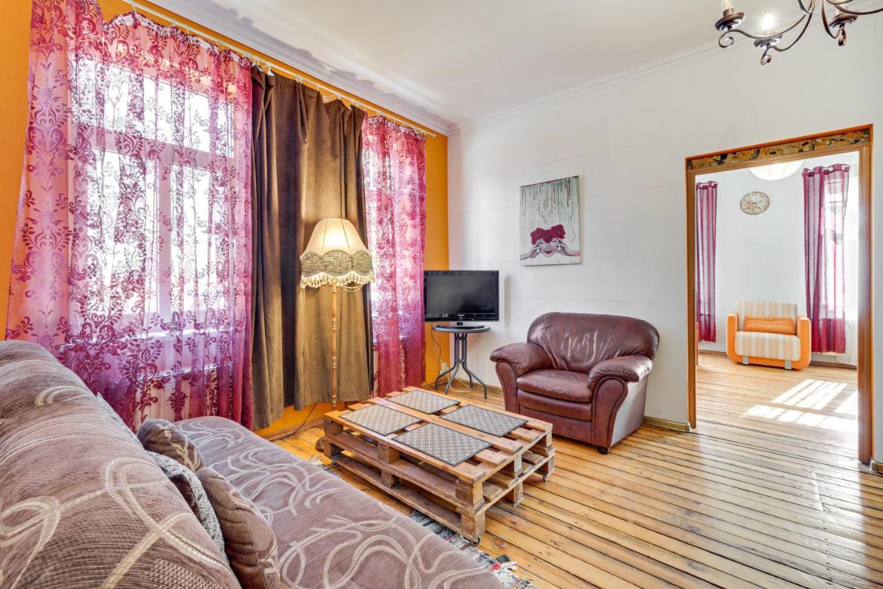 Toma Street Apartments Лиепая Экстерьер фото
