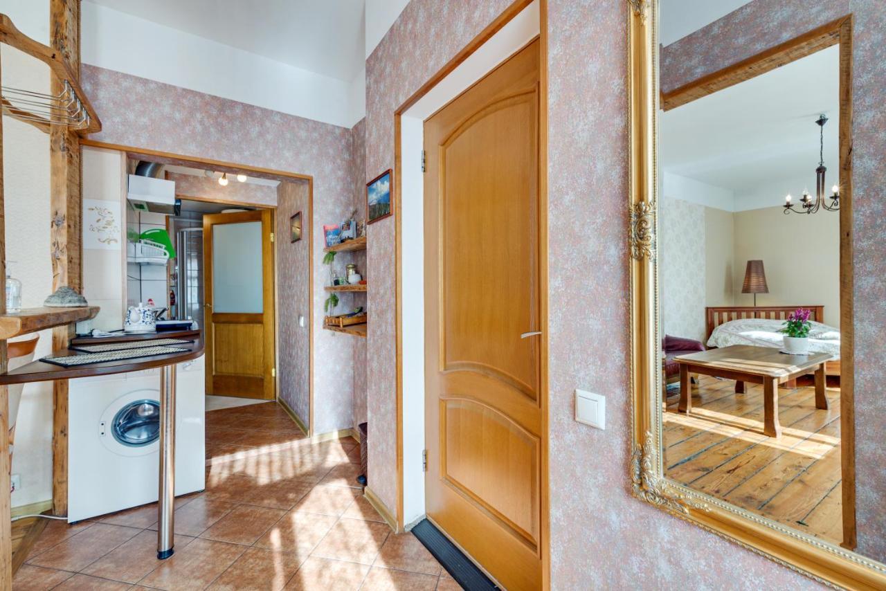 Toma Street Apartments Лиепая Экстерьер фото